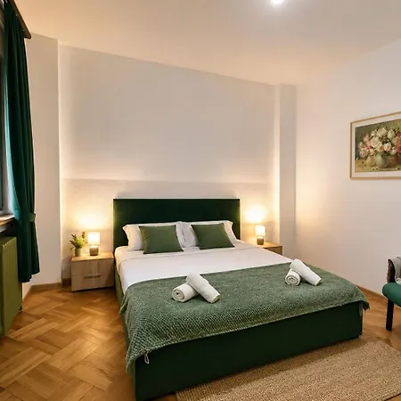 Boutique Jewish Quarter, 3 Bedrooms * Bucarest